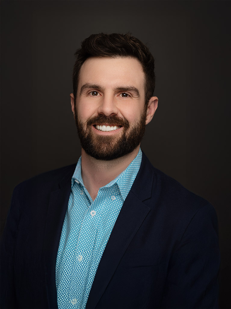 <h3>Cam Macfarquhar</h3>